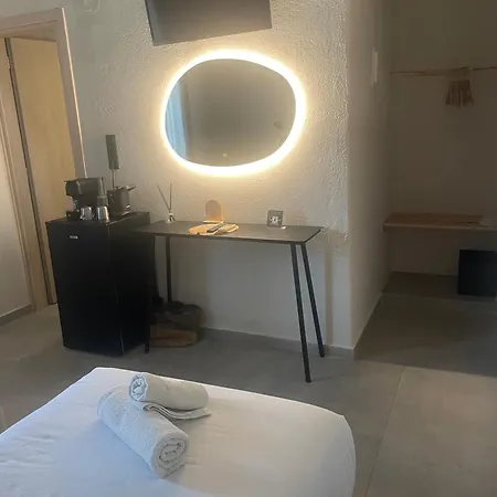 Mellow Πάρος