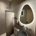 Отель Mellow 2*