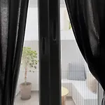 Отель Mellow