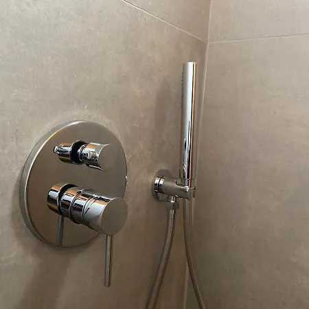 Ξενοδοχείο Mellow 2*