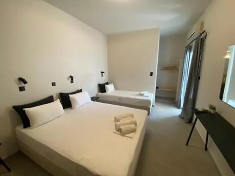 Отель Mellow 2*